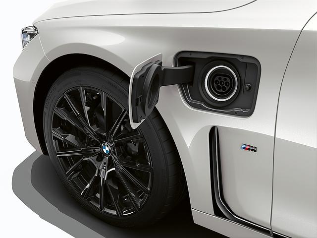 BMW 745e PHV 2019