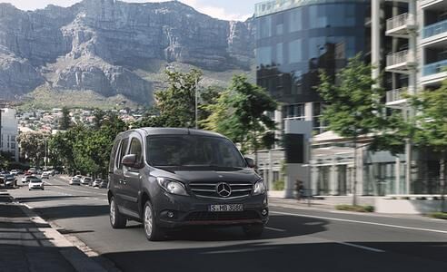 Überarbeiteter Antrieb für Mercedes Citan - Sauberer und etwas farbenfroher