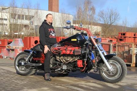 12 Zylinder Motorrad - Zweirad-Wahnsinn