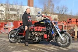 12 Zylinder Motorrad - Zweirad-Wahnsinn