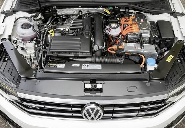 Die Systemleistung beträgt nach wie vor 160 kW / 218 PS