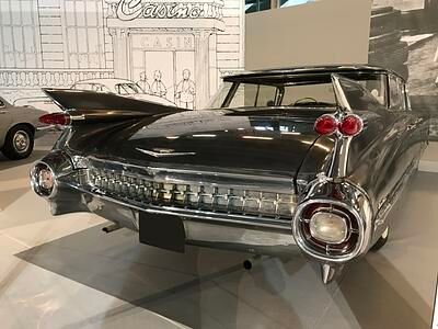 Tradition: Flossen, Flügel und Raketendesign  - Als die Straße direkt ins Space Age führte