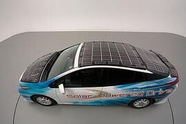 Toyota testet Solarauto - Der Prius tankt Sonne