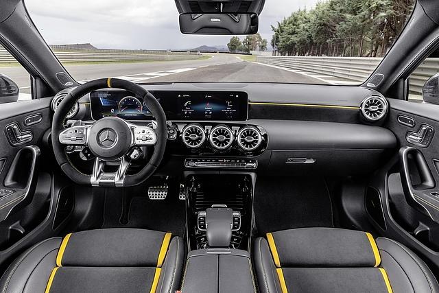 Mercedes AMG A45 S