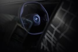 Neues BMW-Lenkrad - Eckig statt rund