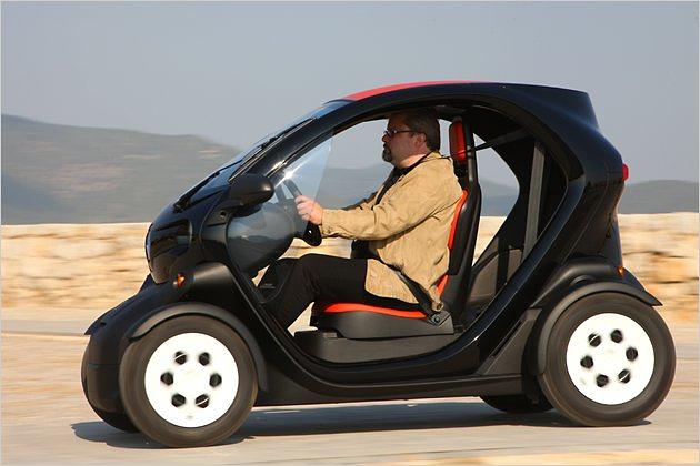 Den Twizy gibt es ab dem 21. April 2012 zu kaufen