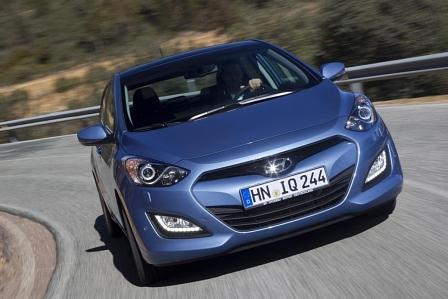 Der Hyundai i30 verbraucht mit Spardiesel an Bord vier Liter auf 100 km