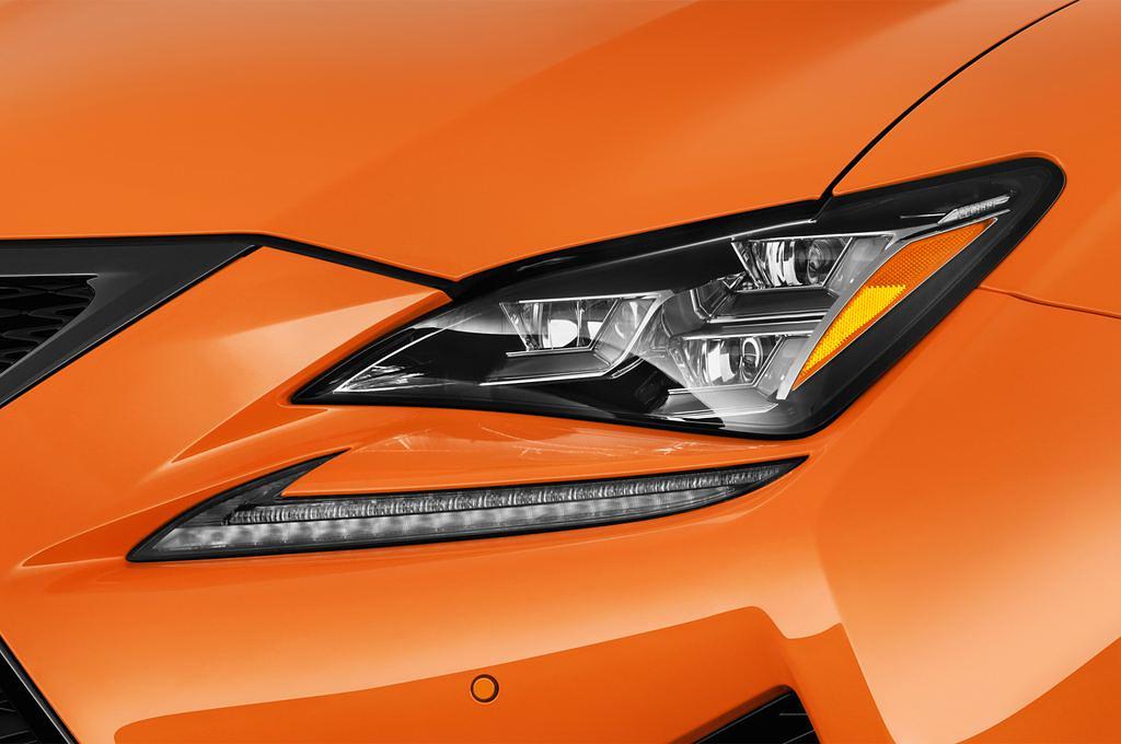 Lexus RC F (Baujahr 2014) 2WD AT 2 Türen Scheinwerfer