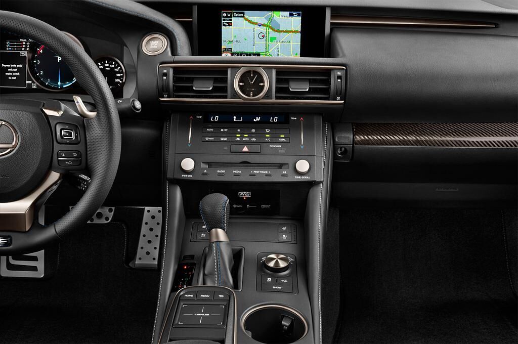 Lexus RC F (Baujahr 2014) 2WD AT 2 Türen Mittelkonsole