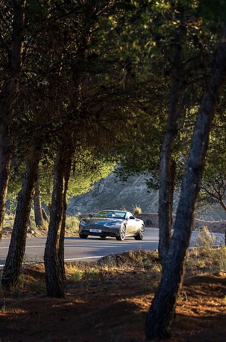 Aston Martin DB11 - muss sich keinesfalls verstecken