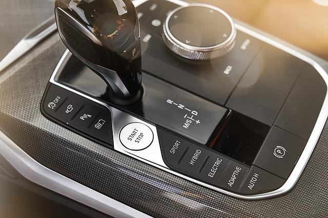 BMW 330e PHEV