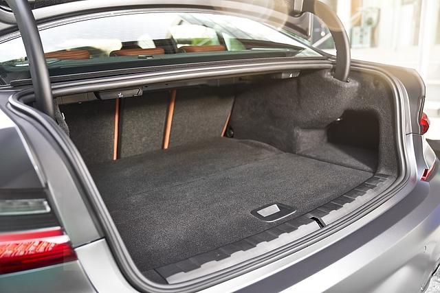 BMW 330e PHEV