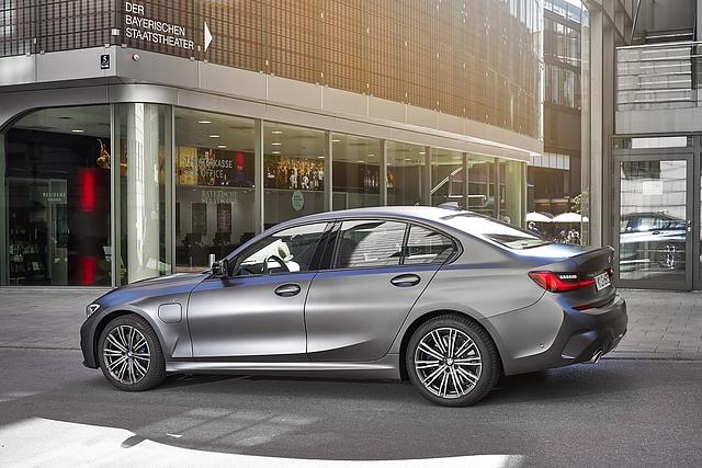 BMW 330e PHEV