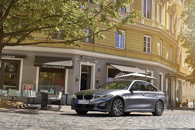 BMW 330e PHEV