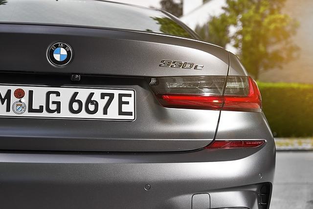 BMW 330e PHEV