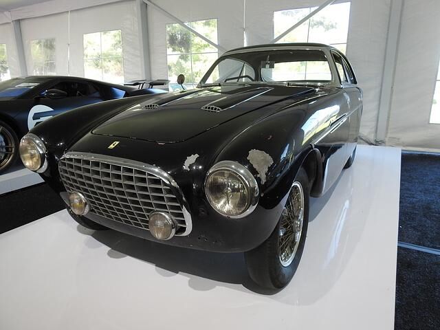 Rang 10 belegt ein von Bonhams versteigerter Ferrari 340 America Berlinetta, für den sein Neueigner rund 3,27 Millionen Euro investieren muss