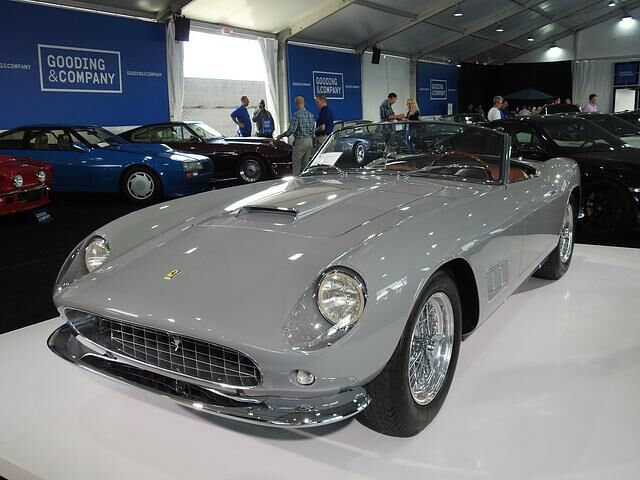 Auf Platz fünf landete wiederum ein Ferrari 250 aus dem Jahr 1958. Das GT Cabriolet erzielte 7,55 Millionen Euro.