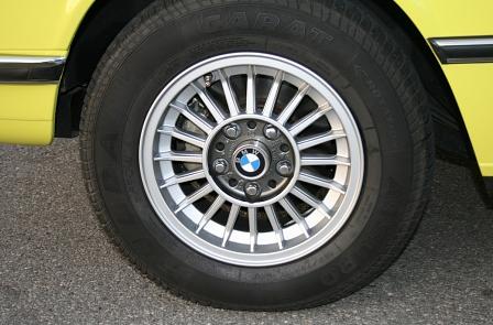 BMW 5er (E12)