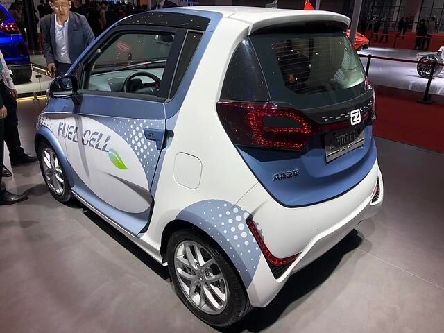 Auch die Heckansicht des Zotye zeigt Ähnlichkeiten mit einem wohlbekannten deutschen Zweisitzer