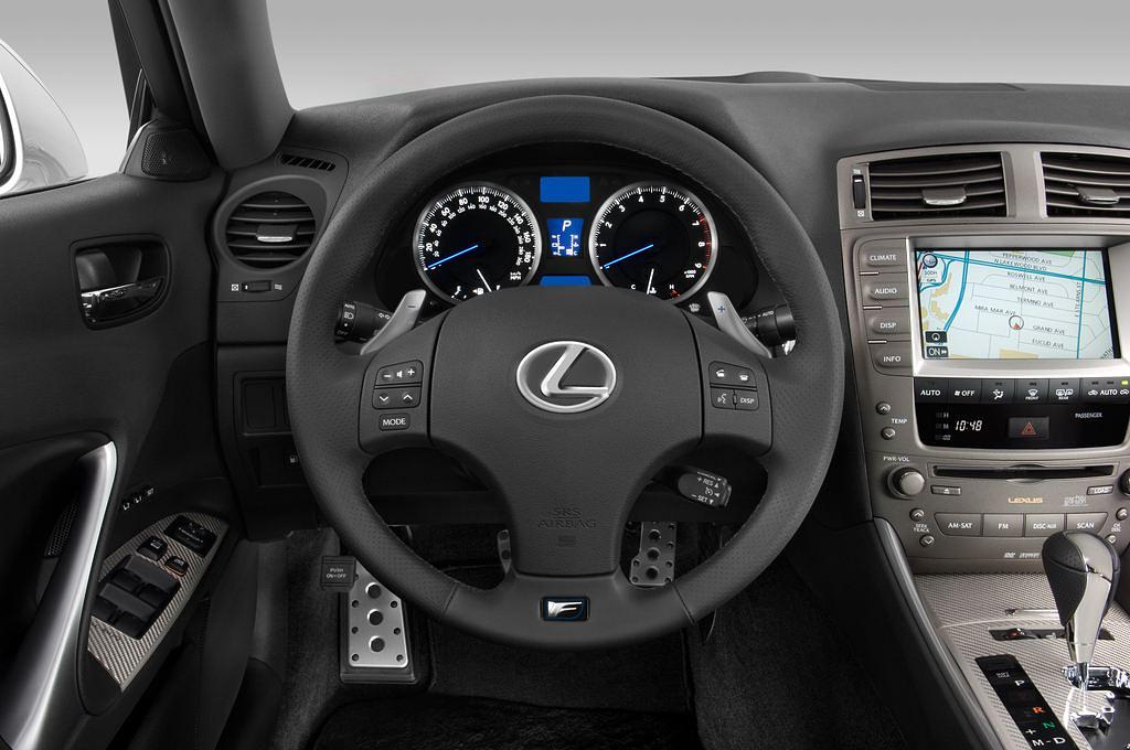 Lexus IS (Baujahr 2010) F Sedan 4 Türen Lenkrad
