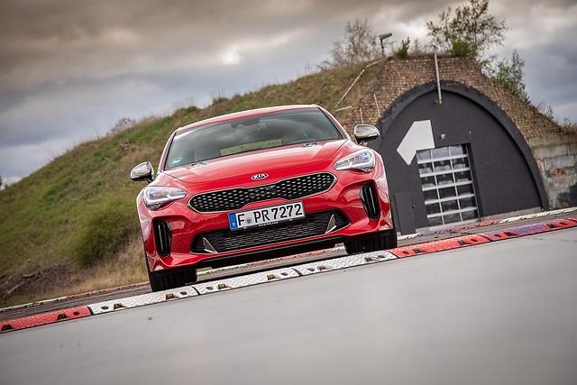 Der Kia Stinger GT 3.3 T GDi AWD kostet mindestens 55.900 Euro