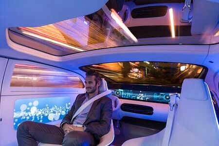 Autonome Autos - Software gegen Reiseübelkeit