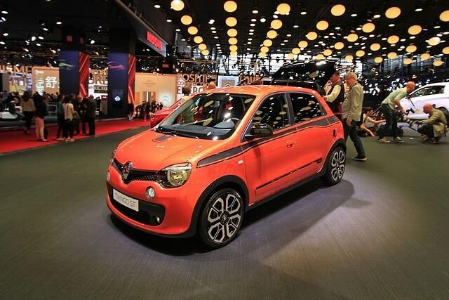 Renault Twingo GT - auf Plattform des Smart Forfour