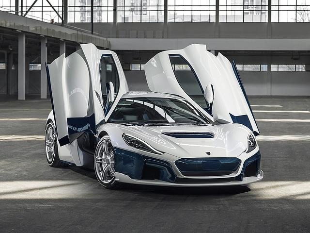Rimac C_Two hat 408 kW / 1.914 PS