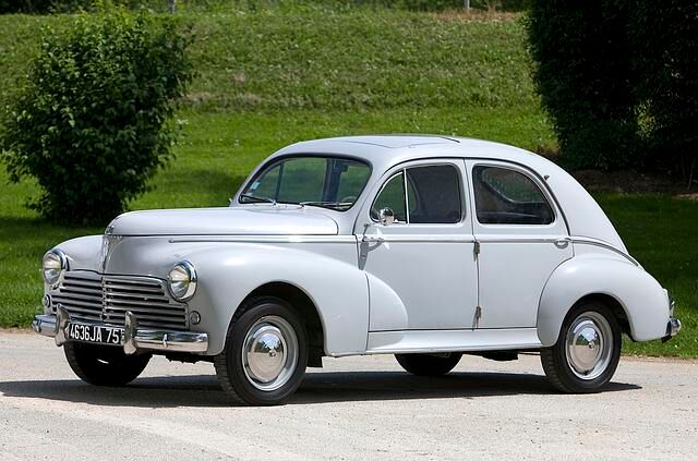 Der Peugeot 203 setzte auf glamourösen Ami-Stil