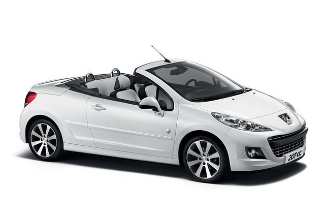 Das kleine Cabrio gab es auch als Sondermodell Roland Garros