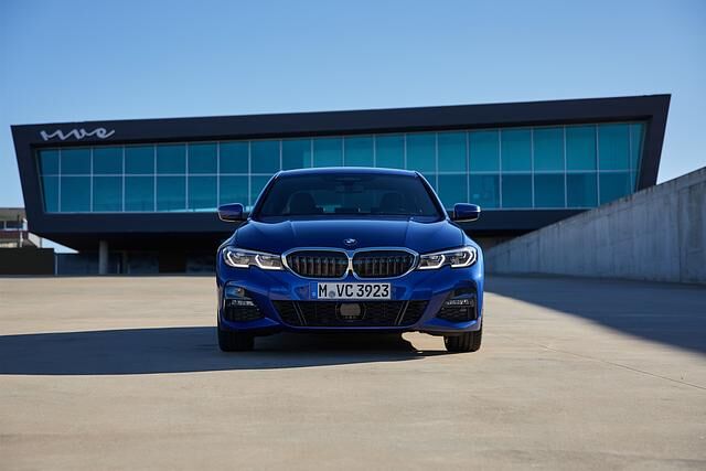 Der neue BMW 3er will jetzt im ewigen Duell mit der Mercedes C-Klasse und dem Audi A4 wieder vorlegen