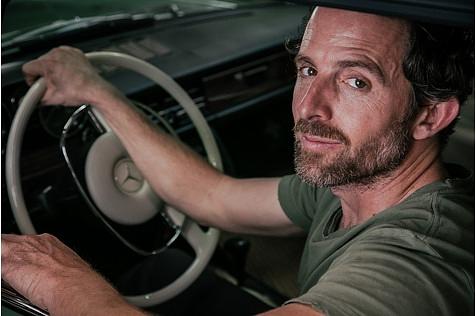 J. G. Francis hat Mercedes Motoring vor Jahren gegründet