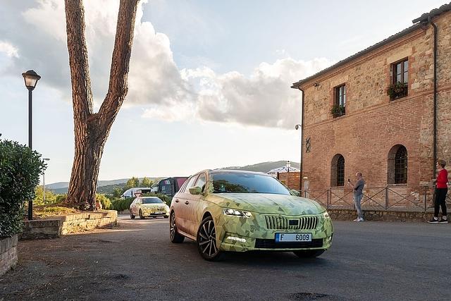 Der Skoda Octavia Combi wird mit einigen Assistenzsystemen ausgerüstet