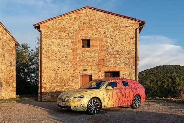 Der Skoda Octavia Combi ist 4,69 Meter lang