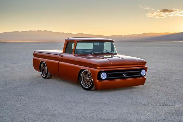 Chevrolet E-10 Concept - Riesenakku statt Ladefläche