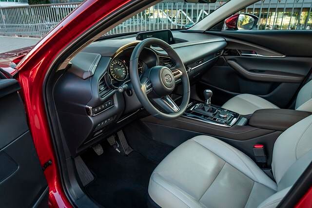 Schön eingerichtet: Der Innenraum des Mazda CX-30