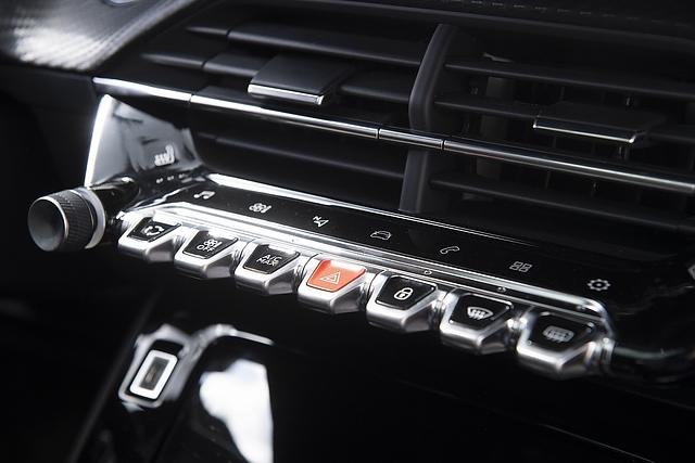 Peugeot 2008 Puretech 155