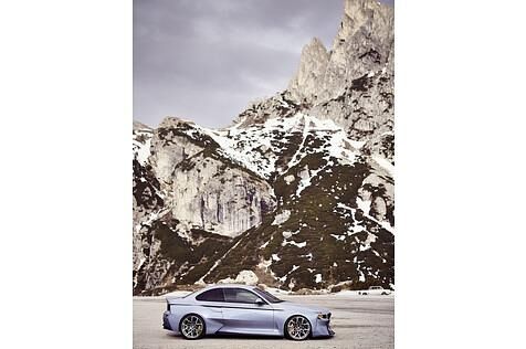 BMW 2002 Hommage