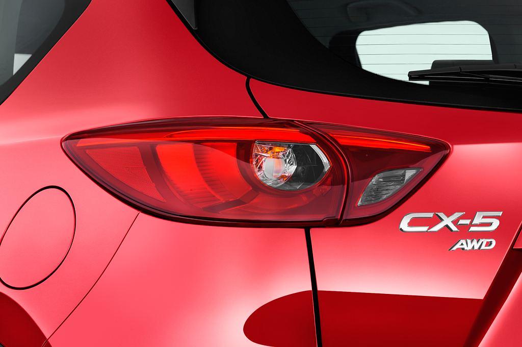 Mazda CX-5 (Baujahr 2015) Sports-Line 5 Türen Rücklicht