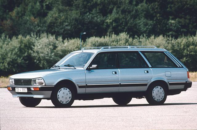 Mit 4,90 Meter war der Peugeot 505 als Break ein langer Lulatsch 