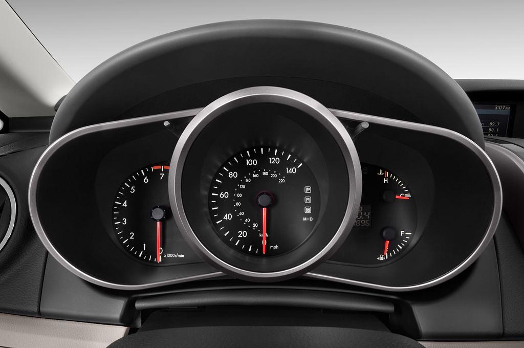 Mazda CX-7 (Baujahr 2009) Prime-Line 5 Türen Tacho und Fahrerinstrumente