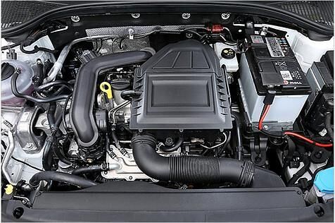 Der Einliter-Turbodreizylinder gefällt durch enorme Laufruhe