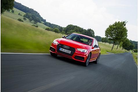Audi S4 - immer mit Achtgang-Automatik und Allradantrieb