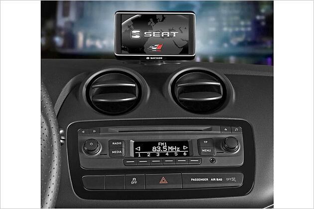 Das portable Navi ist serienmäßig mit an Bord