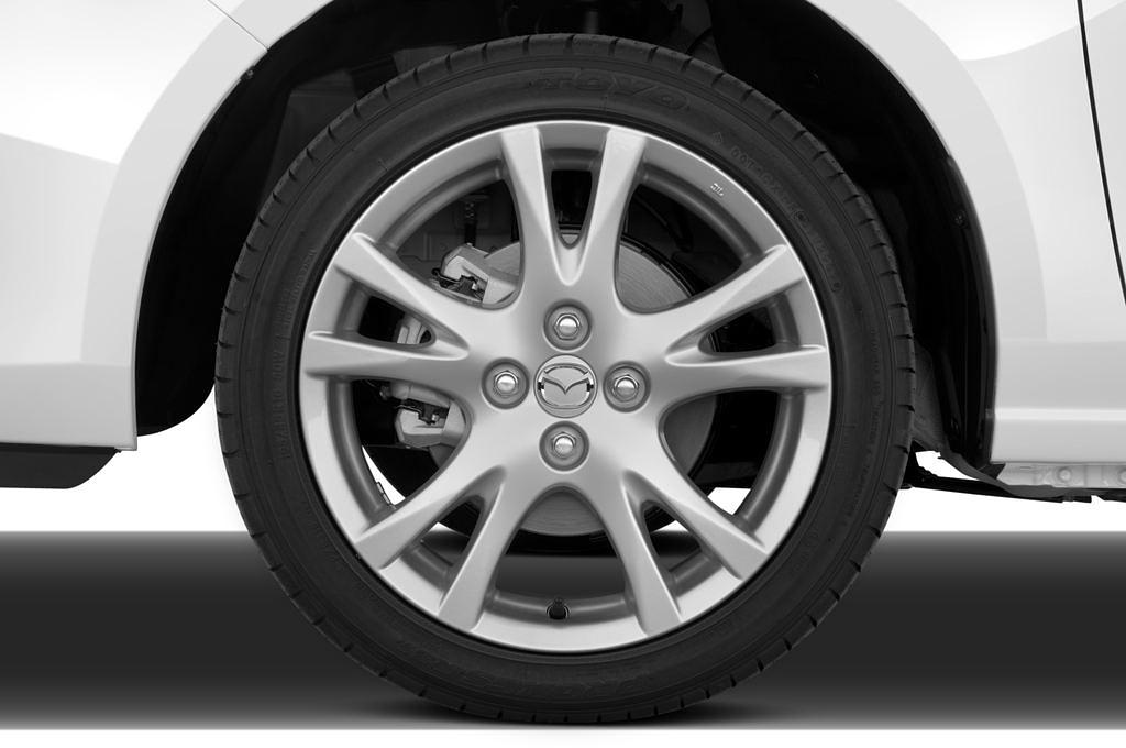 Mazda Mazda2 (Baujahr 2009) Dynamic 5 Türen Reifen und Felge