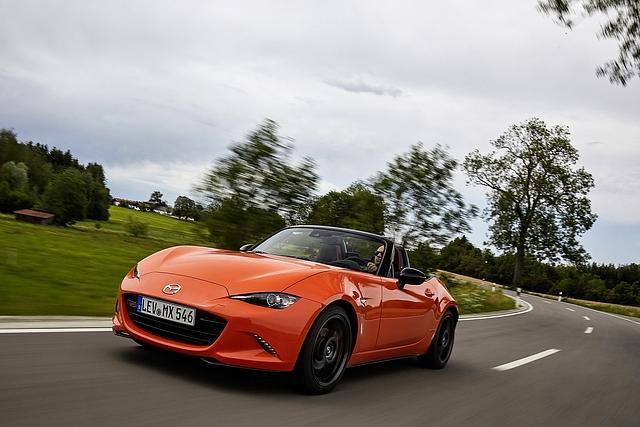 Das Mazda MX-5 Jubiläumsmodell 2019 kostet als RF-Version 34.190 Euro