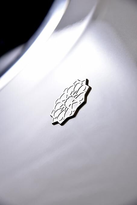 BMW 750 Li Solitaire - ein kleines Signet auf der C-Säule