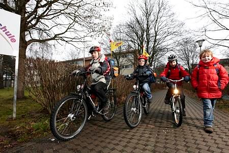 Ratgeber: Radfahrende Kinder - Anfänger sind wieder unterwegs