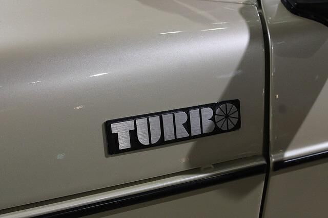 Ein auffälliges „Turb-O“ Signet zierte den Saab 99