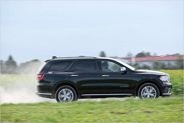 Mit einer Länge von über fünf Metern ist er auf dem Niveau von Audi Q7 und Mercedes GLS